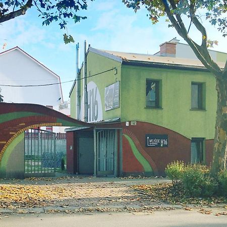 Hostel Wygodne Pokoje H16 Chorzów Exteriér fotografie
